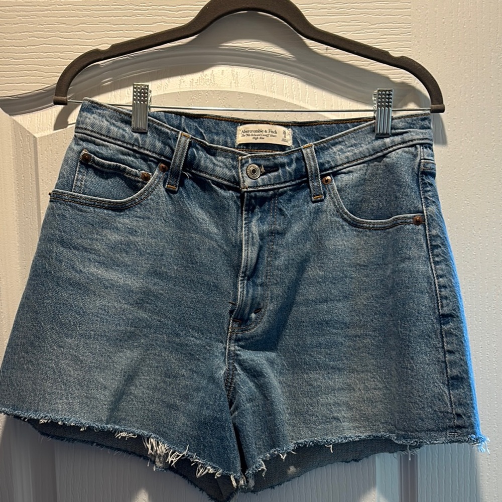 Curve Love- 90’s Relaxed Abercrombie & Fitch